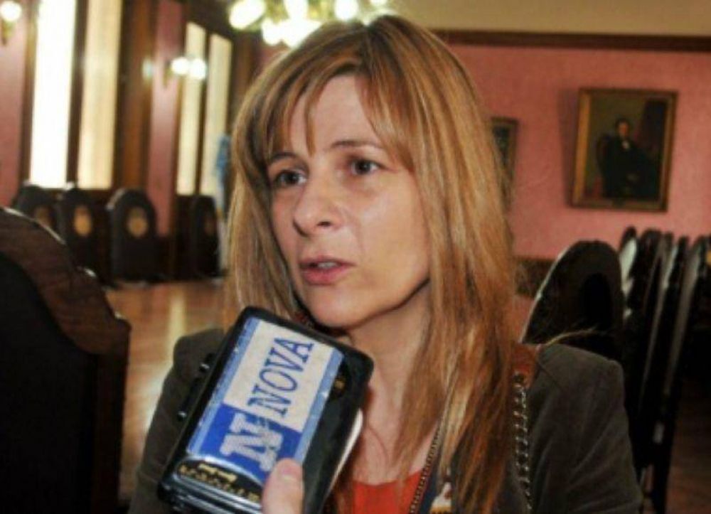 Para Florencia Saintout, De Narv�ez es 