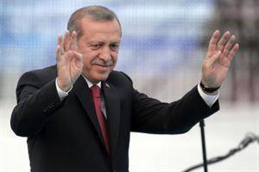 Turqu�a: un periodista enfrenta cinco a�os de prisi�n por llamar 