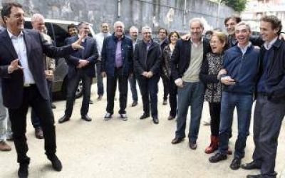 Massa reuni� a sus intendentes y acordaron estrategias en la Provincia