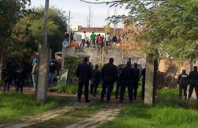 San Isidro: Demolici�n ilegal y abuso policial en el barrio Uspallata