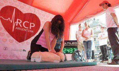 Bomberos proponen el �RCP para todos�