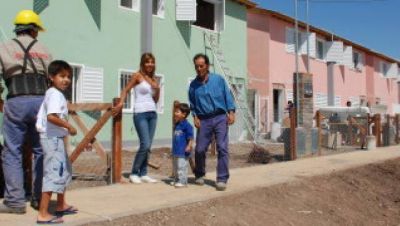 Mejoramiento de 20 viviendas en el Barrio Carlos Gardel