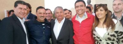 Casas, Bosetti, Quintela y Vera entregaron viviendas en la zona Sur de la ciudad