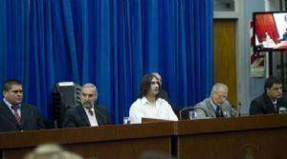 La Justicia absolvi� a los due�os de Supernor