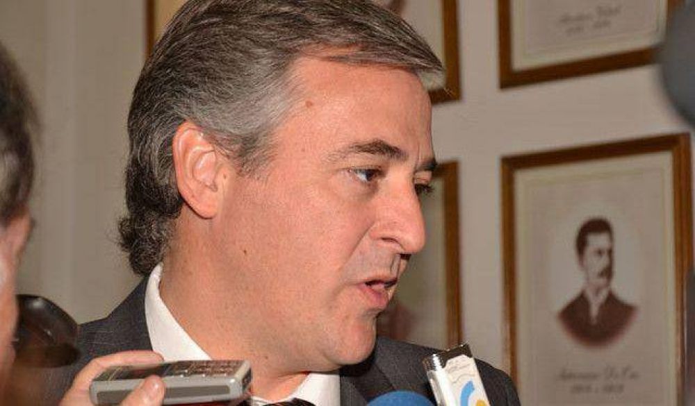 �Estamos firmando el decreto de 72 aspirantes a las Fuerzas�