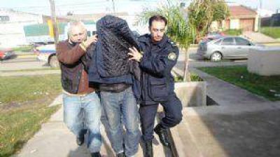 Un aprehendido en Merlo por un robo en Gorostiaga