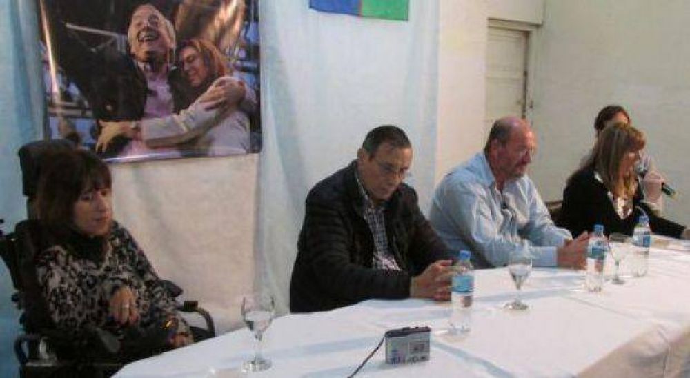 Reapareci� Bartoletti y acus� a Mignaquy de falta de lealtad: 