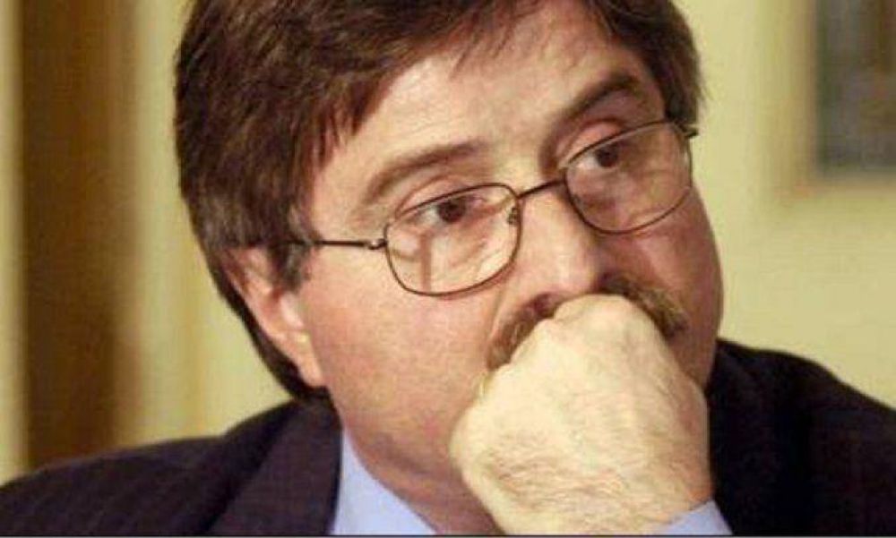 Renunci� el otro juez que le redujo la pena al violador de un nene