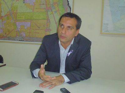 Federico Gelay dej� el Frente Renovador y arm� un monobloque