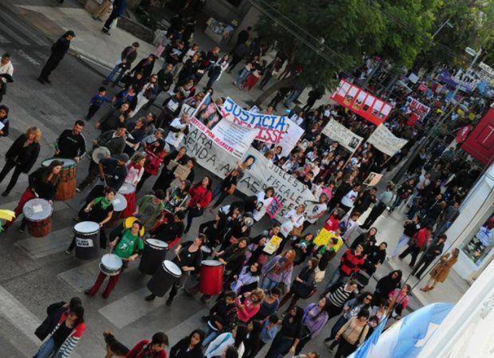 �#NiUnaMenos�, San Luis: una multitud march� contra el femicidio