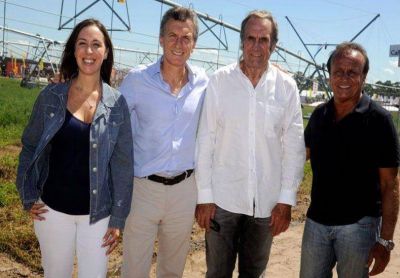 Reutemann dijo que acompa�a a Del Sel 