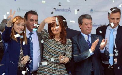 Cristina respald� a P�rez y Bermejo