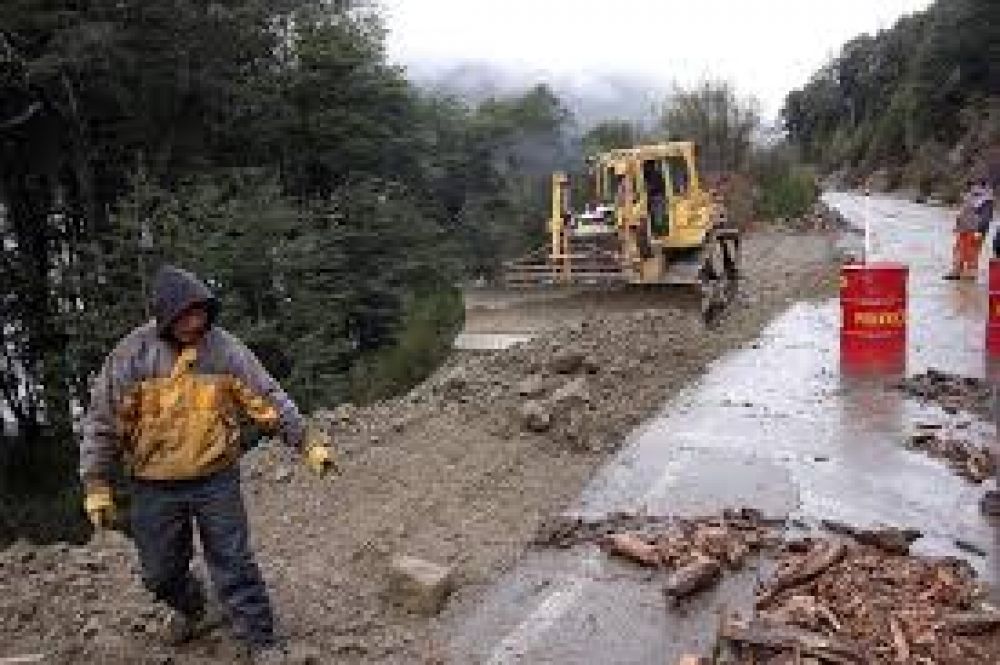 Defensa Civil contin�a con las asistencias a la poblaci�n de la Zona Andina