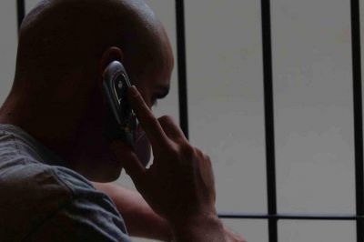 Especialistas en �cuentos del t�o� estafan a mujeres mayores que viven solas