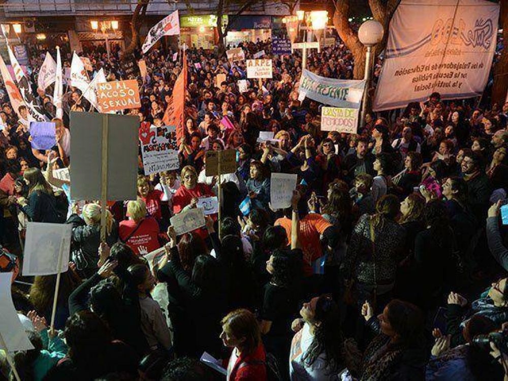 #NiUnaMenos: 15.000 mendocinos marcharon contra la violencia de gnero