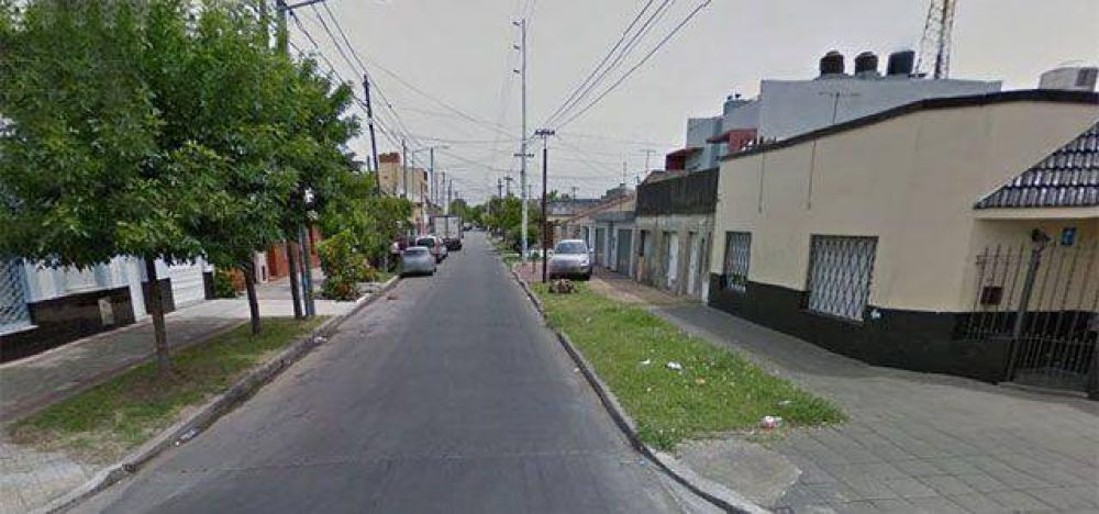 Ataque de furia: Baleado por estacionar el auto