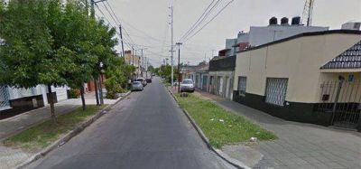 Ataque de furia: Baleado por estacionar el auto