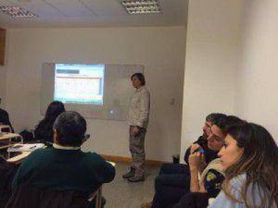La concejal Colazo particip� de la presentaci�n realizada por la ONG �Ingenieros sin Fronteras�