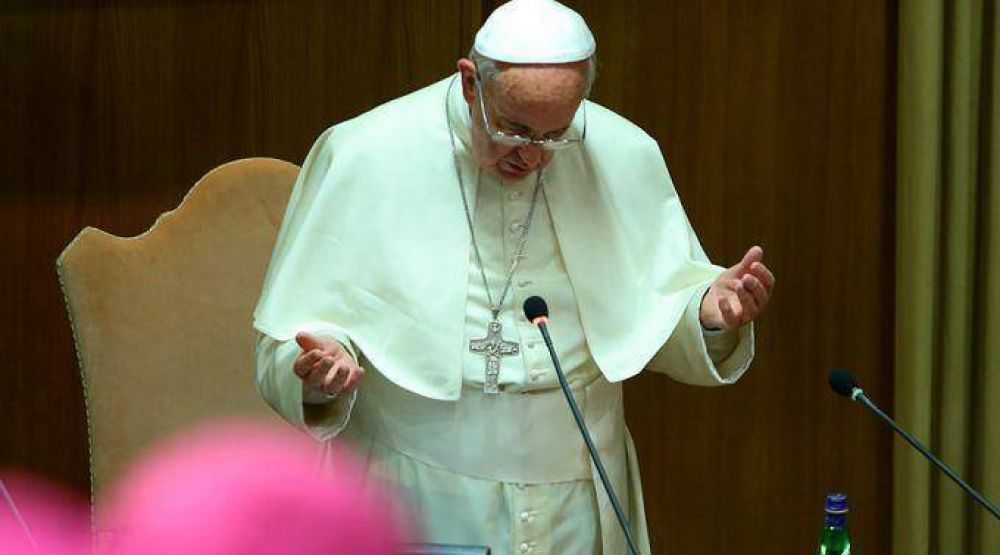 Papa Francisco expresa cercanía y reza por víctimas de naufragio en China