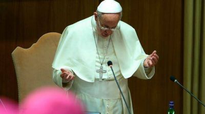 Papa Francisco expresa cercan�a y reza por v�ctimas de naufragio en China