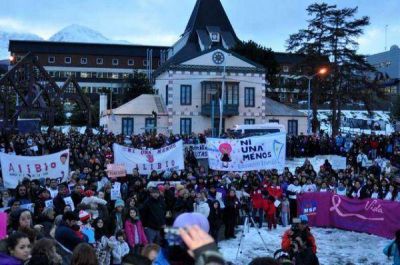 �Ni Una Menos�: Ushuaia sum� m�s de mil personas contra la violencia de g�nero