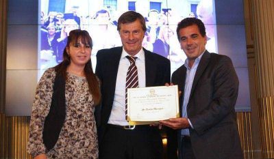 Marangoni reconocido por la Legislatura