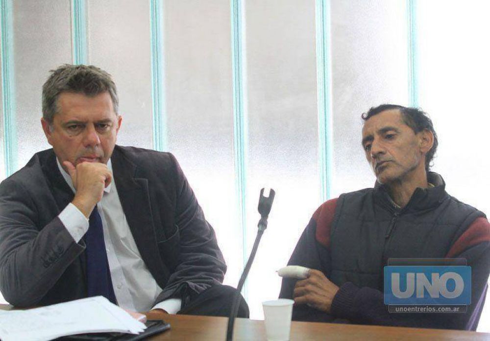 Exfuncionario municipal v�ctima de balazos qued� preso en el juicio