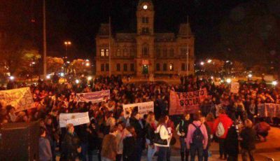 Masivo respaldo popular a la marcha por #NiUnaMenos