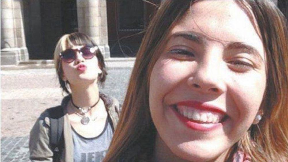 Le diagnosticaron muerte cerebral a la joven que tuvo un ACV mientras festejaba sus 15 a�os en Par�s
