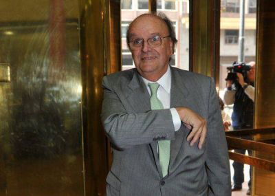 De Mendiguren en Radio 10: 