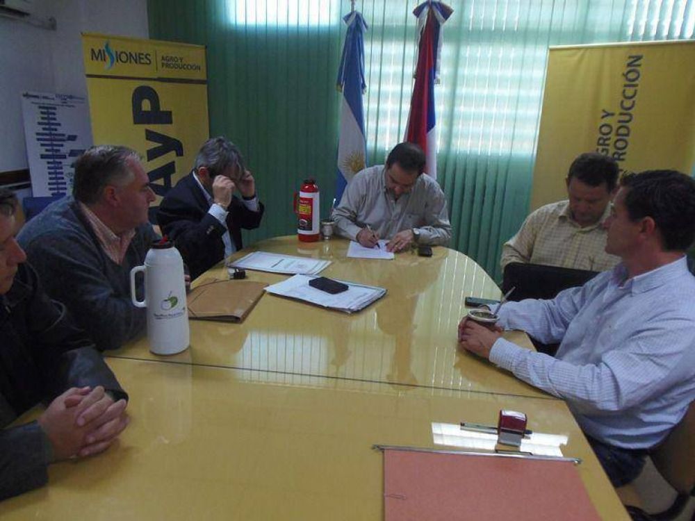 Regularizar�n 180 hect�reas de tierras fiscales en Dos de Mayo