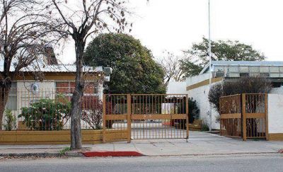 Denunciaron a polic�as piquenses que habr�an obligado a un grupo de estudiantes a desnudarse