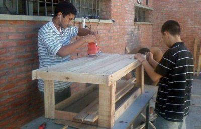 Destacan los �resultados positivos� de los talleres de oficios en el Centro Cerrado de Menores