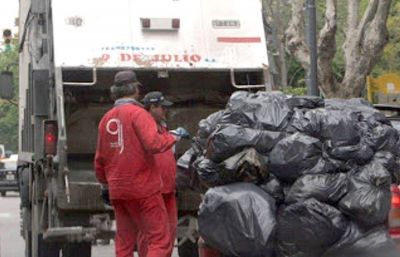 El Ejecutivo quiere elevar un 12% el contrato por la recolecci�n de residuos