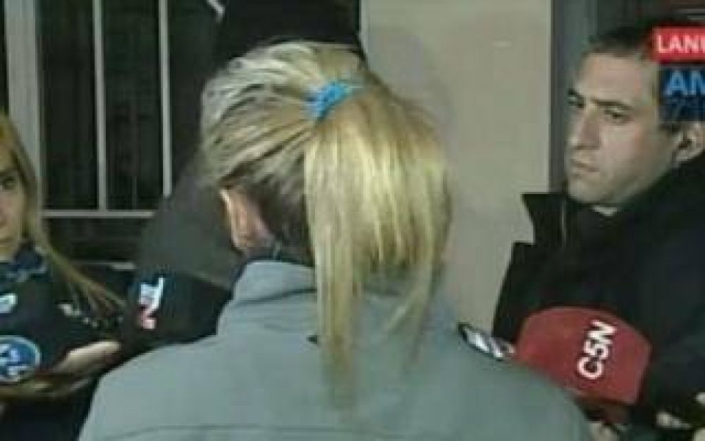 Lan�s: Bale� al vecino por estacionar el auto en el garage de su casa