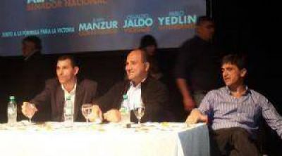 Mario Leito lanz� su candidatura a legislador