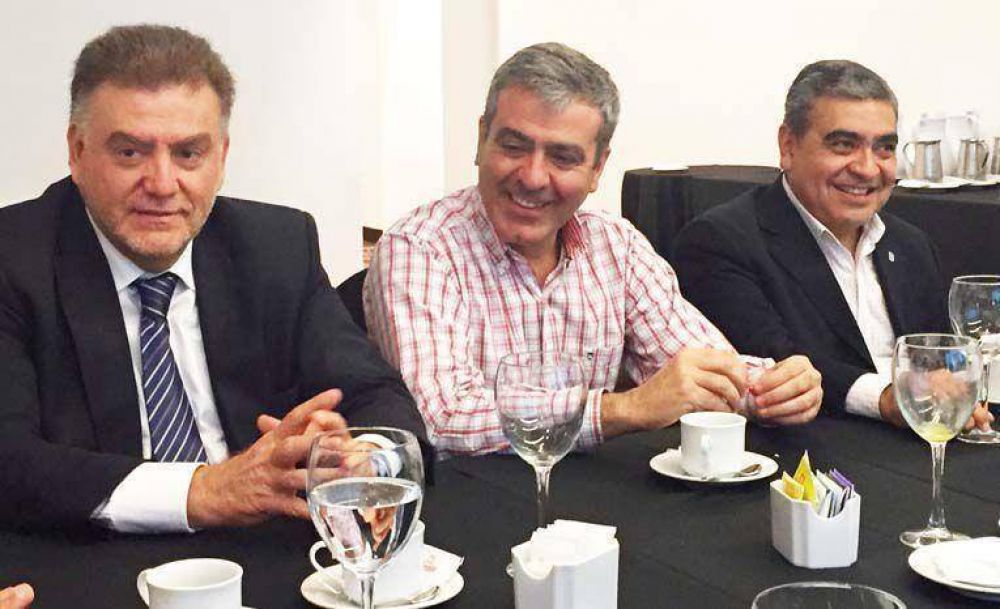 Reuni�n de trabajo de Cano-Amaya: recibieron una encuesta que les da 11 puntos de ventaja sobre Manzur-Jaldo 
