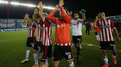 Sac� las garras: al 'Le�n' lo salv� Carrillo en el cierre y dej� afuera a Santamarina