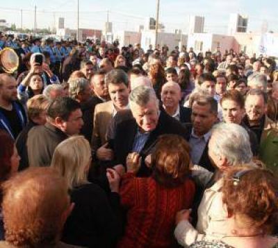 Por primera vez UDA entreg� viviendas a sus afiliados 