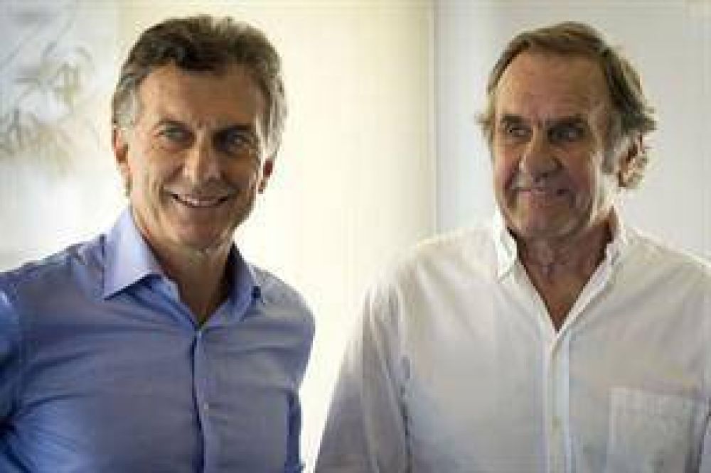 Mauricio Macri confirm� que Carlos Reutemann ser� candidato a senador nacional con el Pro