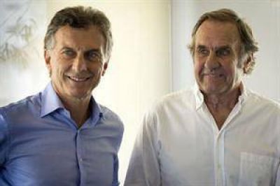 Mauricio Macri confirm� que Carlos Reutemann ser� candidato a senador nacional con el Pro