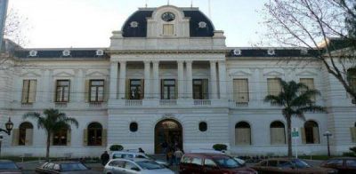 Pueden cerrar las fiscal�as porque la Municipalidad no paga el alquiler