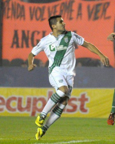 Banfield debi� ganar, pero se choc� contra C�sar Rigamonti