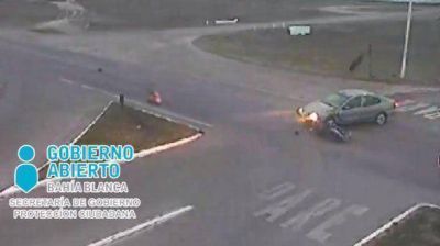 Difunden el video de un accidente en el que un motociclista vol� varios metros y qued� grave