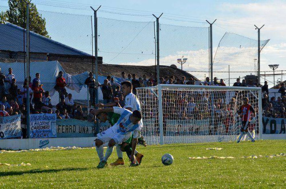 Torrisi analiza dos variantes para visitar a Sarmiento