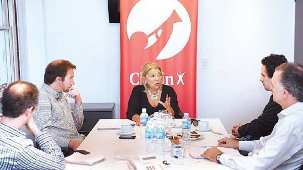 Carri�: �El Papa comete un error enorme al recibir a Cristina�