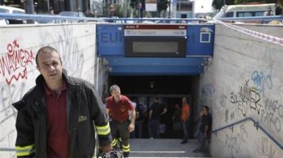 Chocan dos trenes en el metro de Roma: hay 12 heridos