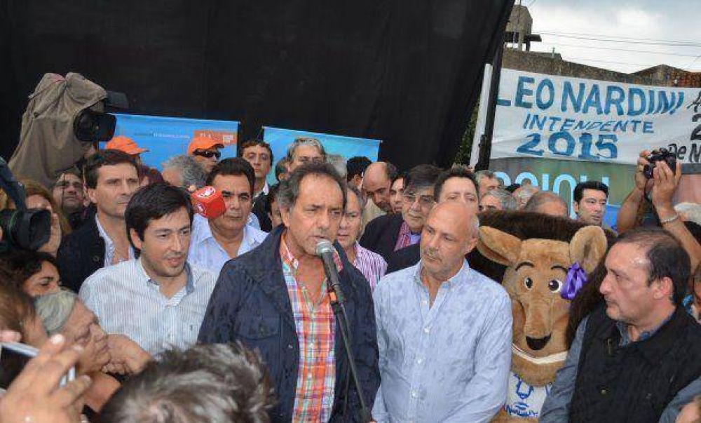 Scioli inaugur� con 
