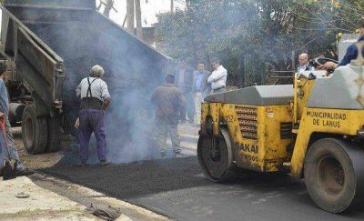 EL JEFE COMUNAL SUPERVIS� OBRAS DE PAVIMENTACI�N EN REMEDIOS DE ESCALADA