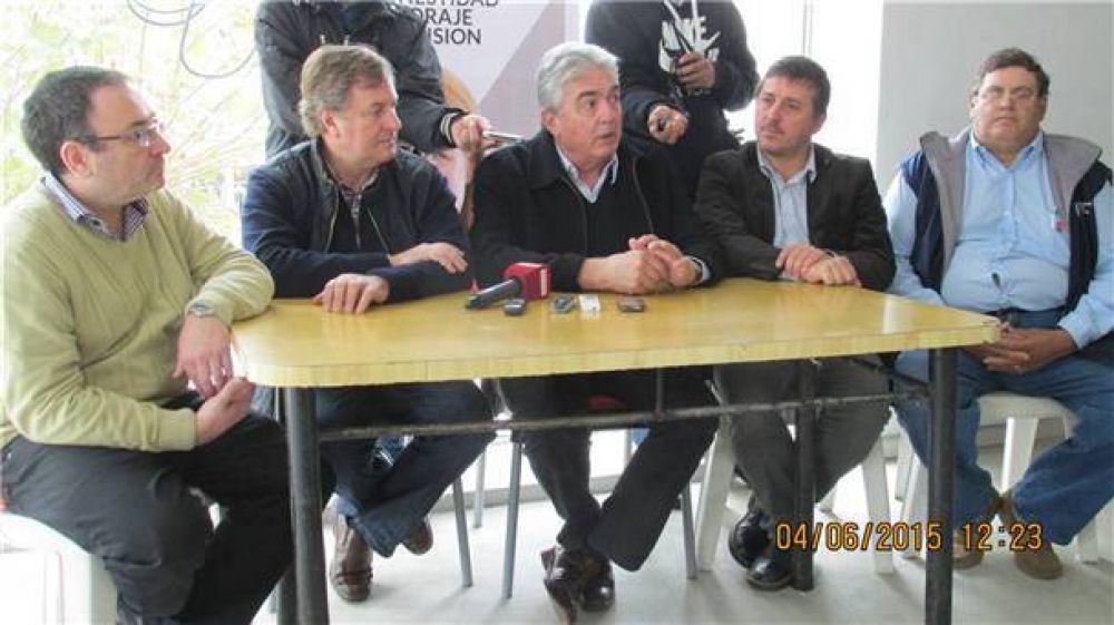 �Hace a�os que esta provincia tiene gerentes, no gobernadores�